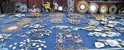 Intricate display of hunar