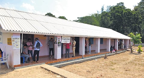 A polling booth at Chettiyalathur in Wayanad. 