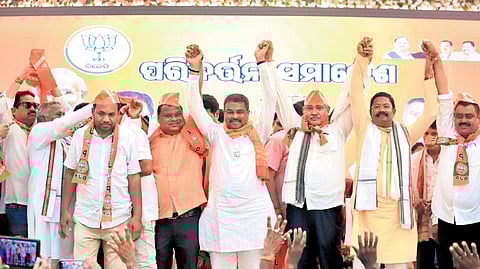  Union Minister Dharmendra Pradhan at a public meeting in Athamallik | express