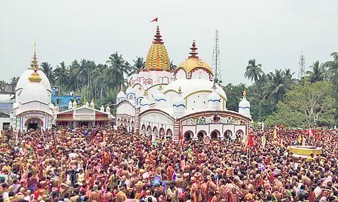 Rush of devotees on the concluding day of ‘Chadak Mela’ at Chandaneswar temple