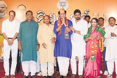 Actor-turned-politician and former Korei MLA Akash Das Nayak joins BJP a day after quitting BJD in Bhubaneswar, on Sunday 