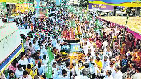 Pranab Prakash Das and Rohit Pujari proceed in a massive rally to file nomination in Sambalpur on Tuesday 
