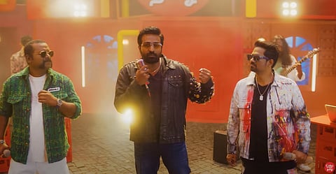 Youtube screengrab from the album Roar-a Yethu 