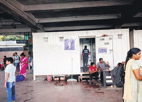 Two of the five washroom facilities are at the far ends of platform number one, and one each at platforms two, three, four, five, and 10.