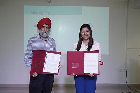 Dr. Gurmeet Singh, Dr. Priyankana Mukherjee at the launch and MoU signing of the smart protein centre in Bengaluru. 
