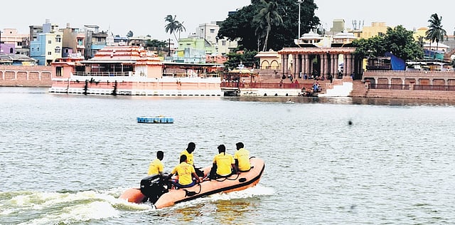 Rescue operations at Narendra Pokhari in Puri;