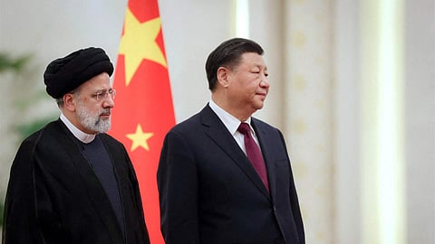 China's President Xi Jinping with Iran counterpart Ebrahim Raisi
