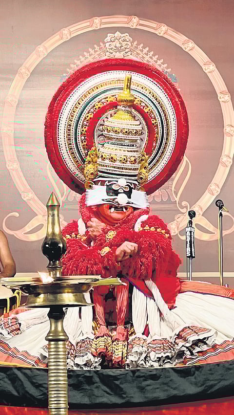 Kottakkal Devadas performing as Jarasandhan of Rajasooyam