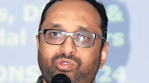 Palnadu district Collector Shrikesh Lathkar holds a review meet