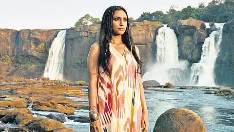  Malang, is a manifestation of breaking free from the need for external validation and anchoring in her chosen beliefs. 