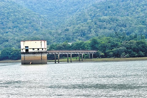 Water level stands at 88.5 ft against full capacity of 100 ft