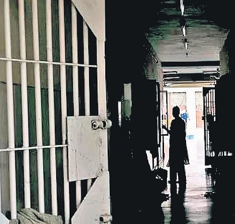 Parole jumper hides in tinroof shed in native village to evade cops, arrested