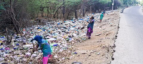 Garbage mindlessly dumped by the roadside at  Krishnasamuthiram panchayat near Tiruchy being readied to be set afire