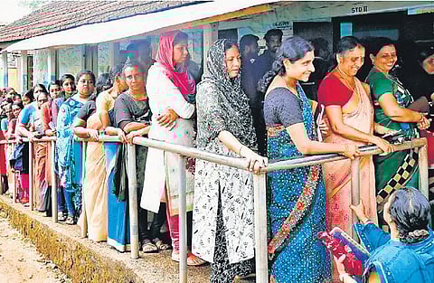 While 71.87% of the women voted, the corresponding figure for men is lower at 70.62%.