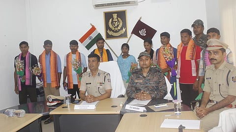 Nine Naxals from the banned CPI (Maoist) surrender before Odisha police. 