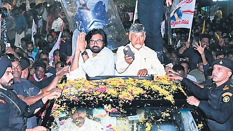  Jana Sena Party chief Pawan Kalyan with TDP leader Chandrababu Naidu