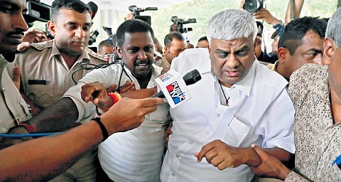 Kidnap case: Accused arrested before FIR was filed, says JDS leader Sa Ra Mahesh 