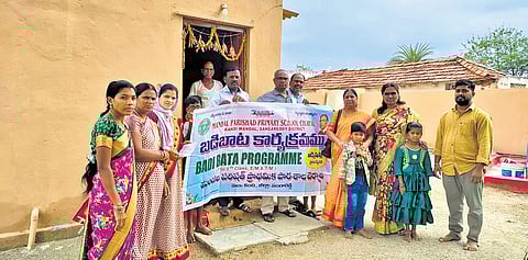 Telangana govt, private teachers compete to improve enrolment in rural schools