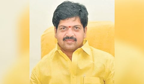 Minister for Mining and Excise Kollu Ravindra