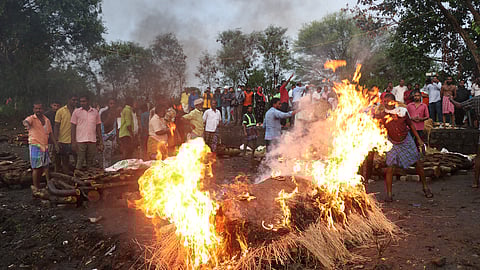 The bodies of victims who succumbed after consuming illicit liquor cremated in the Karunapuram area of Kallakurichi on Thursday