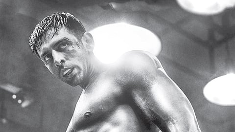 Kartik Aaryan in Chandu Champion.