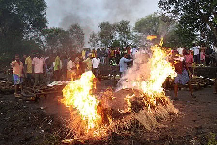 A file pic of the mass cremation of Kallakurichi hooch tragedy victims at Karunapuram, in Kallakurichi, Thursday. 