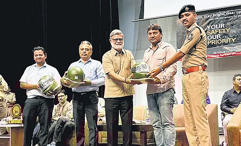 TNIE Editorial Director Prabhu Chawla joins Ahmedabad Traffic DCP Saffin Hasan and GIDC dignitaries for Hero’s #RideSafeIndia campaign in Ahmedabad.