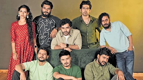 Cast of Maryade Prashne