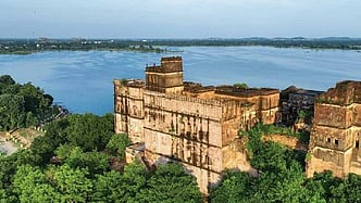Barua Sagar Fort in Jhansi