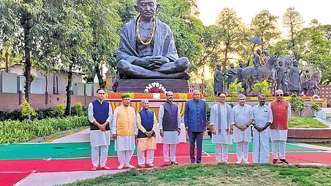 V-P Dhankar, outgoing LS Speaker Om Birla inaugurating new site for statues 