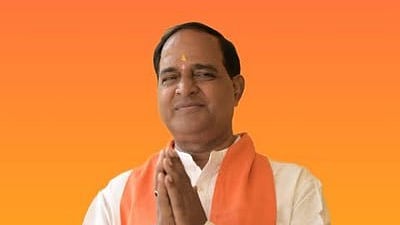 Minister instructs district collectors to curb price hikes and trader exploitation