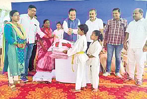 Rahul keeps promise, sends karate uniforms for girls in Satyabhamapur orphanage 