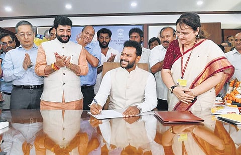  Union Civil Aviation minister vows to speed up Bhogapuram airport works