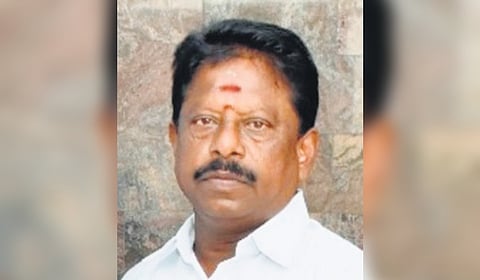 Shanmugam was attacked by a gang and sustained grievous injuries, he died on the spot, said police. 