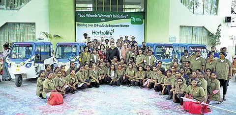 Multinational company Herbalife, in partnership with Shishu Mandir, distributed 50 e-autos as part of ‘Eco-Wheels Women’s Initiative’.  