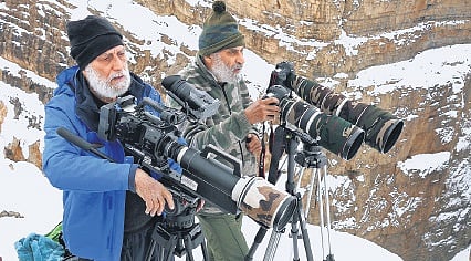 Naresh and Rajesh Bedi at work