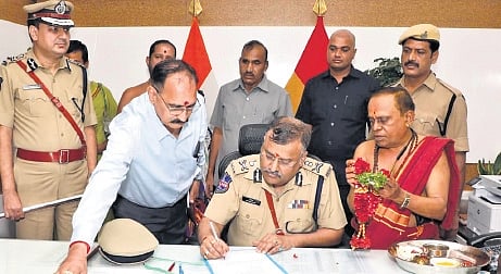 Dr Jitender takes charge as the new Director General of Police on Wednesday