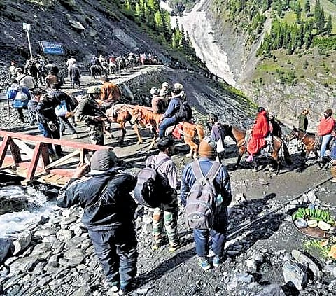 Srinagar Diary | High devotee turnout for Amarnath yatra