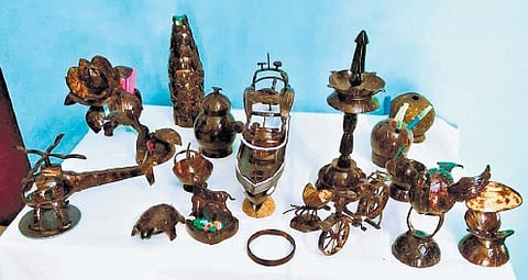 Handcrafted items  from coconut shells.