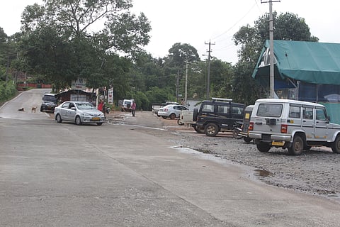 The jeep parking area at Nandi Motte Junction.