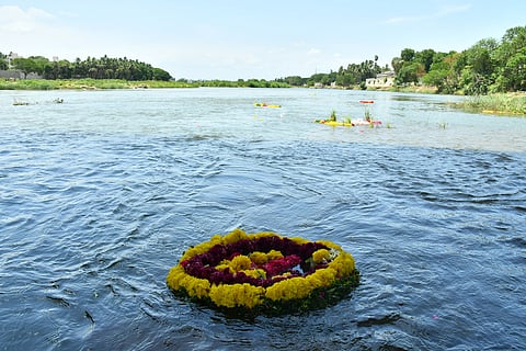 Political parties paying homage to 17 persons, who died on July 23, 1999 on the banks of Tamirabarani River, in Tirunelveli.