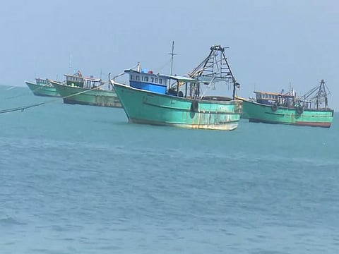 The Sri Lankan Navy arrested the fishermen for crossing the IMBL. 