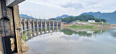 The rise in water level has brought relief to the farmers; as of 8pm on Saturday, the inflow to the dam was 1.23 lakh cusecs and the outflow was 1,000 cusecs 