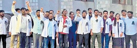 Junior doctors of Guntur Medical College staging a protest I express