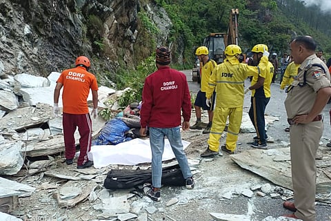 The two bike-borne pilgrims from Hyderabad were returning after visiting Badrinath Dham. 