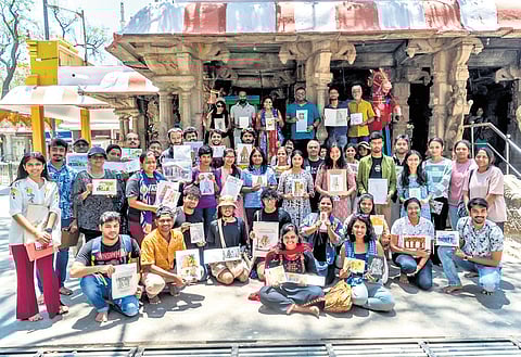 Members of the Urban Sketchers Bengaluru