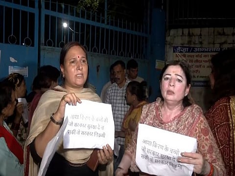 Delhi Mahila Congress workers demand Delhi Minister Atishi's resignation over deaths at Asha Kiran shelter home