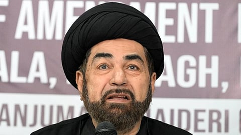 Talking to media persons, Maulana accused the police authorities of being kind to those who incited riots. 