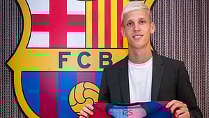 Barcelona lose Olmo for month with hamstring injury