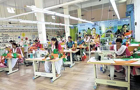 Over 1,000 members of women self-help groups are working tirelessly to make at least 4.5 lakh Tricolours. Image used for representative purposes